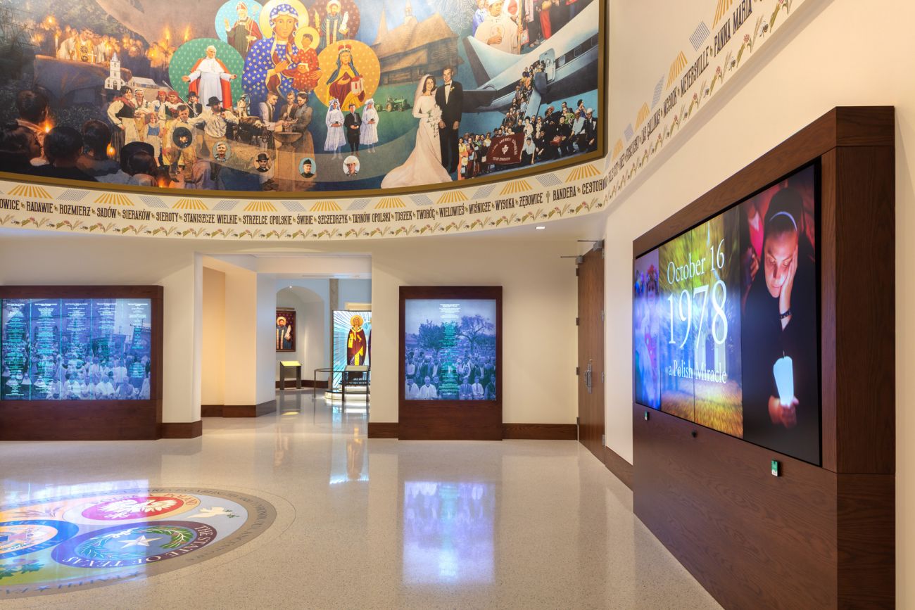 Lobby Rotunda